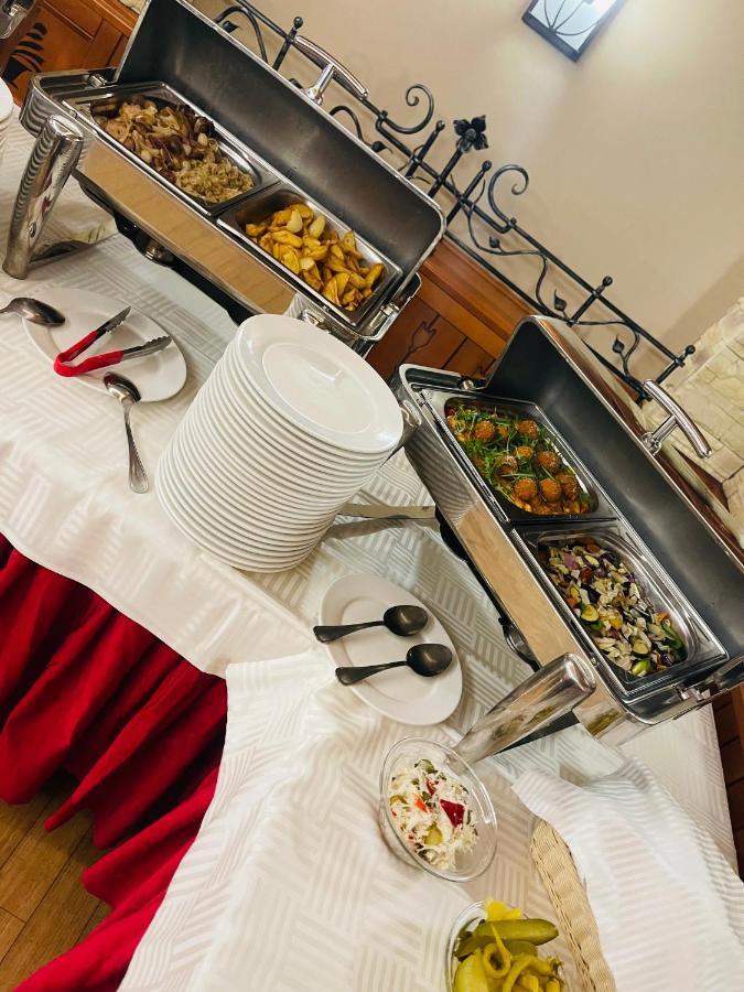 Villa Hotel Дебрецен Екстериор снимка